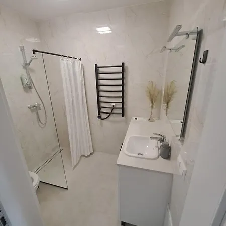 1 Kambario Jaukus Butas Ramioje Vietoje